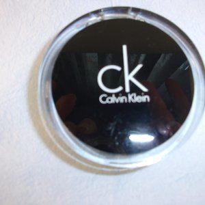 Calvin Klein ~ Sun Dance ~ Bronzer Powder